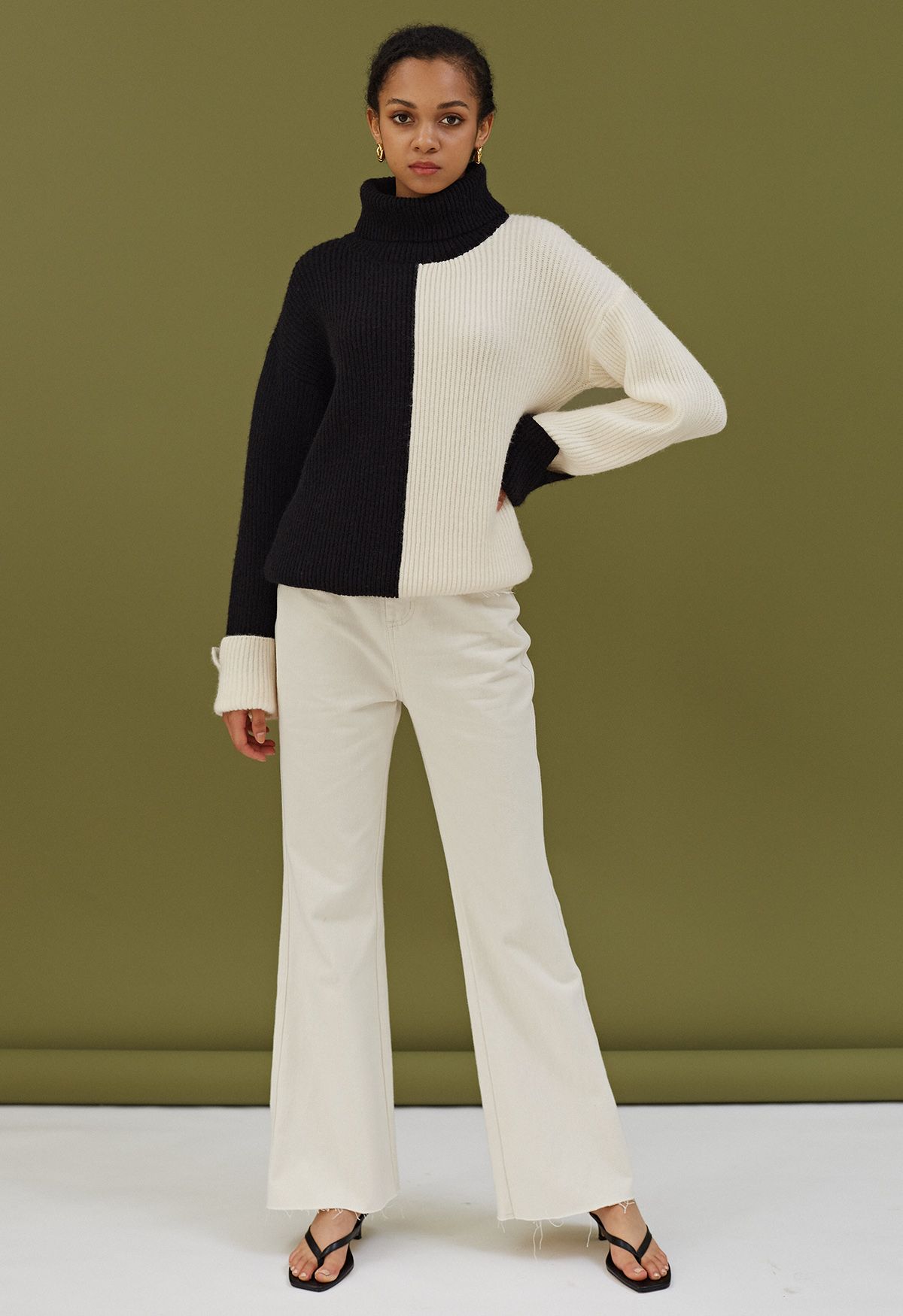 Turtleneck Two-Tone Turnback-Cuff Chunky Knit Sweater