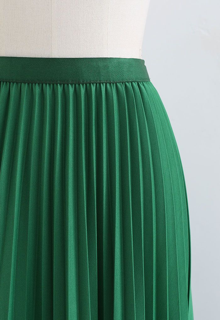 تنورة متوسطة الطول بكسرات من Simplicity باللون الأخضر