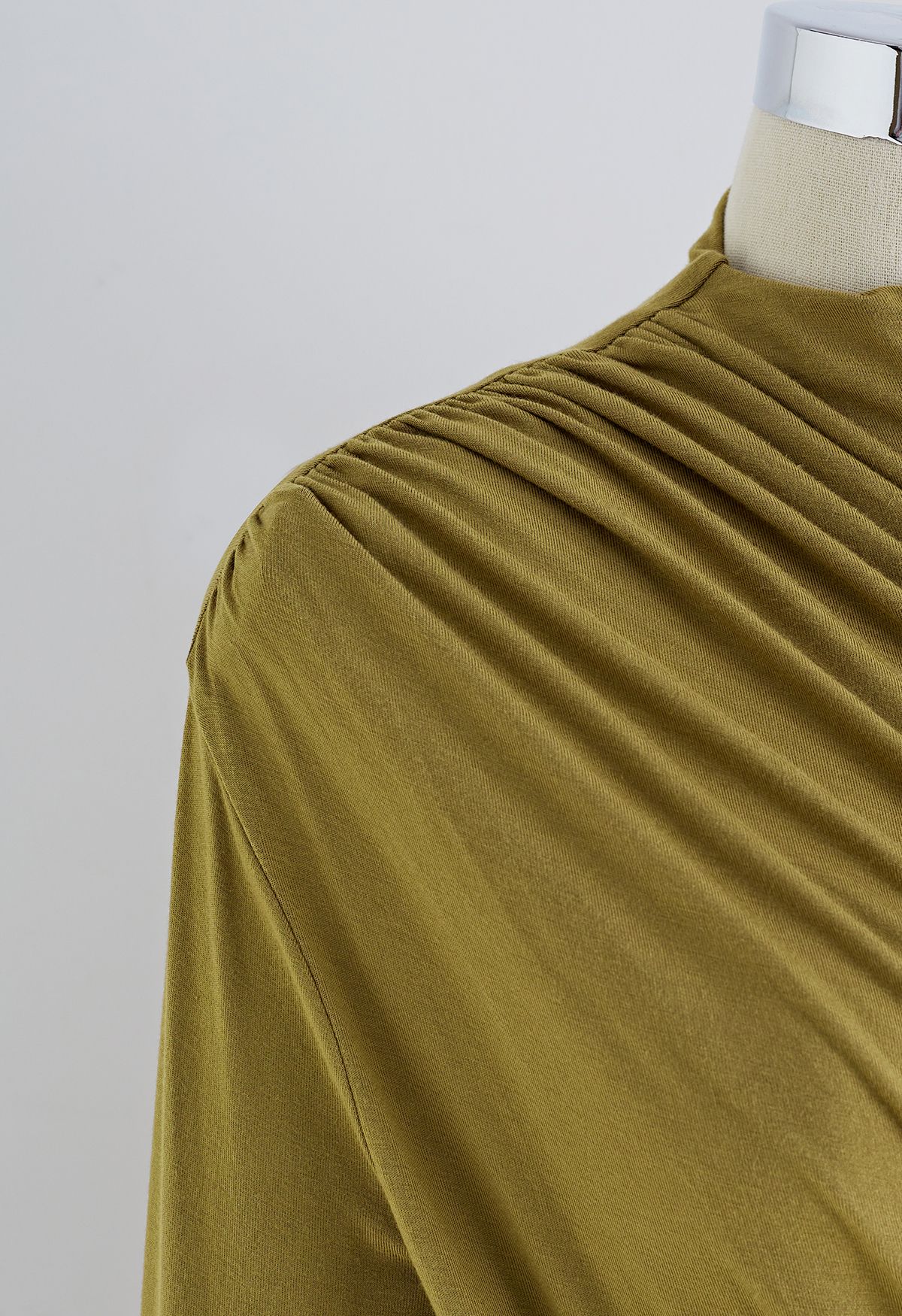 Ruched Long Sleeves Top in Olive