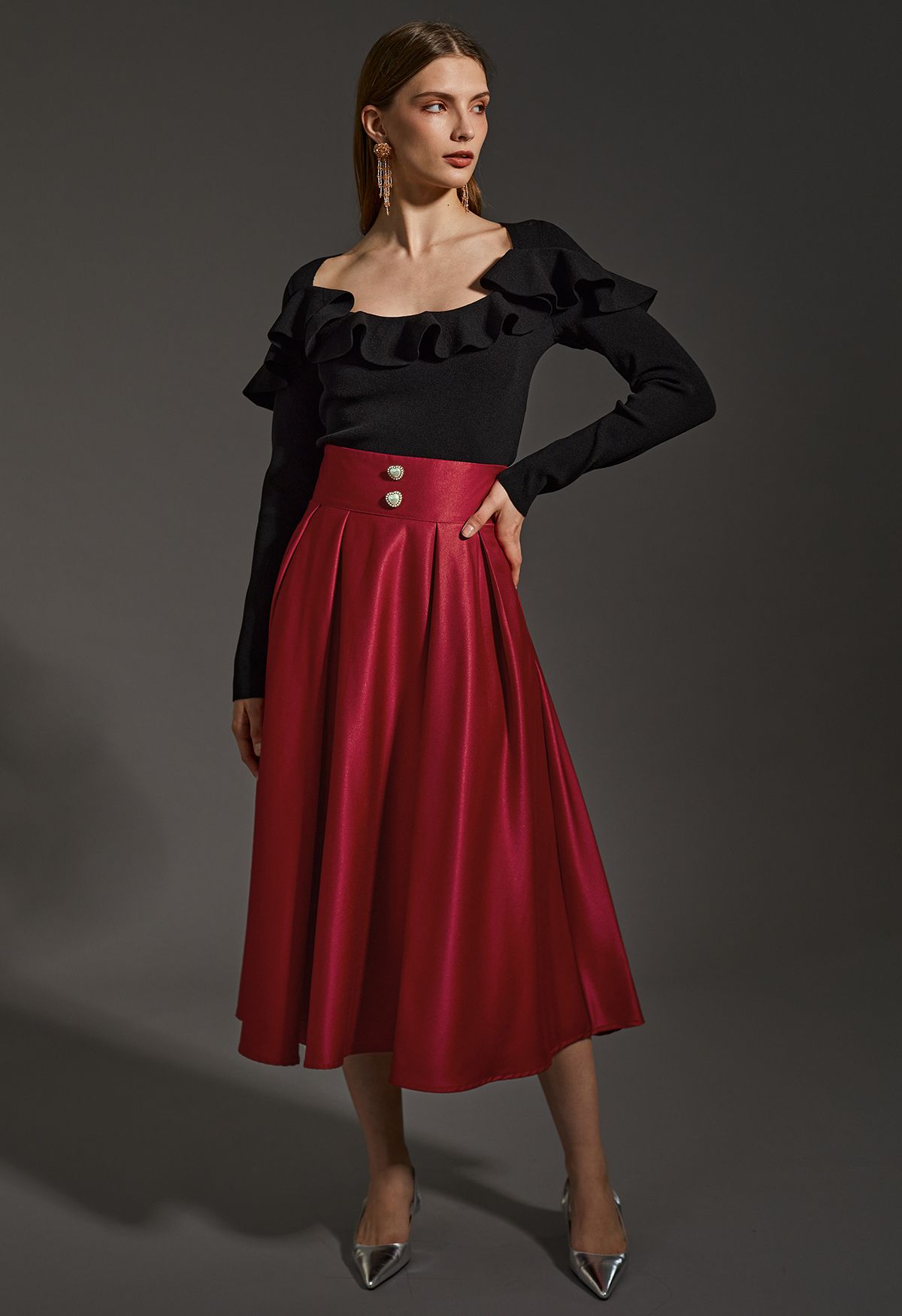 Pearl Heart Buttoned A-Line Midi Skirt in Red