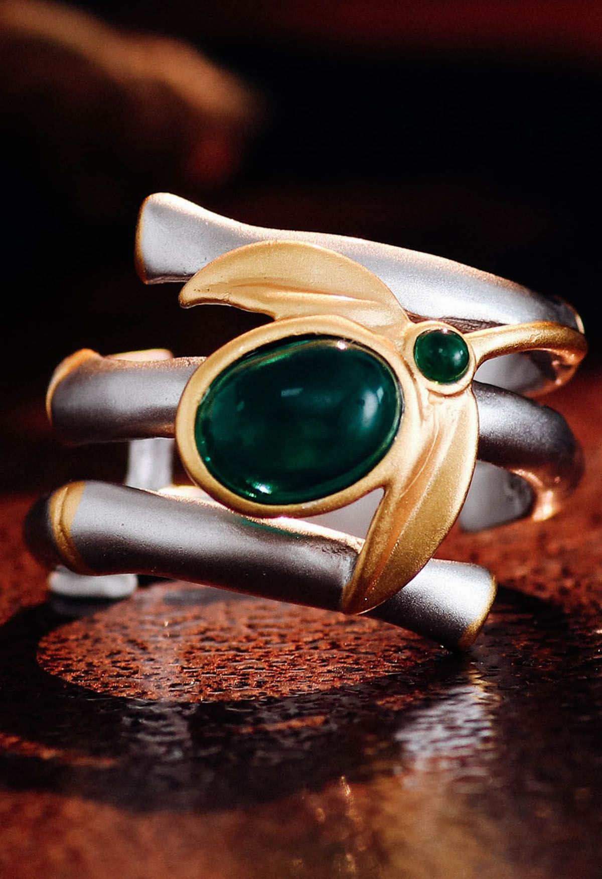 Oval Emerald Gem Triple Ring