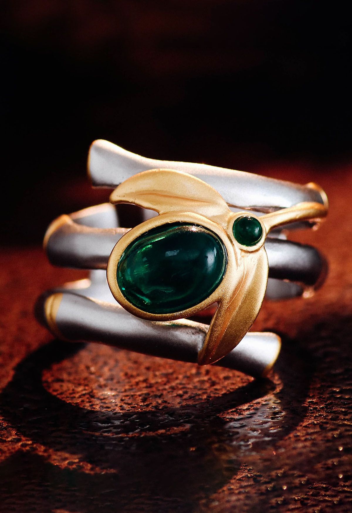 Oval Emerald Gem Triple Ring