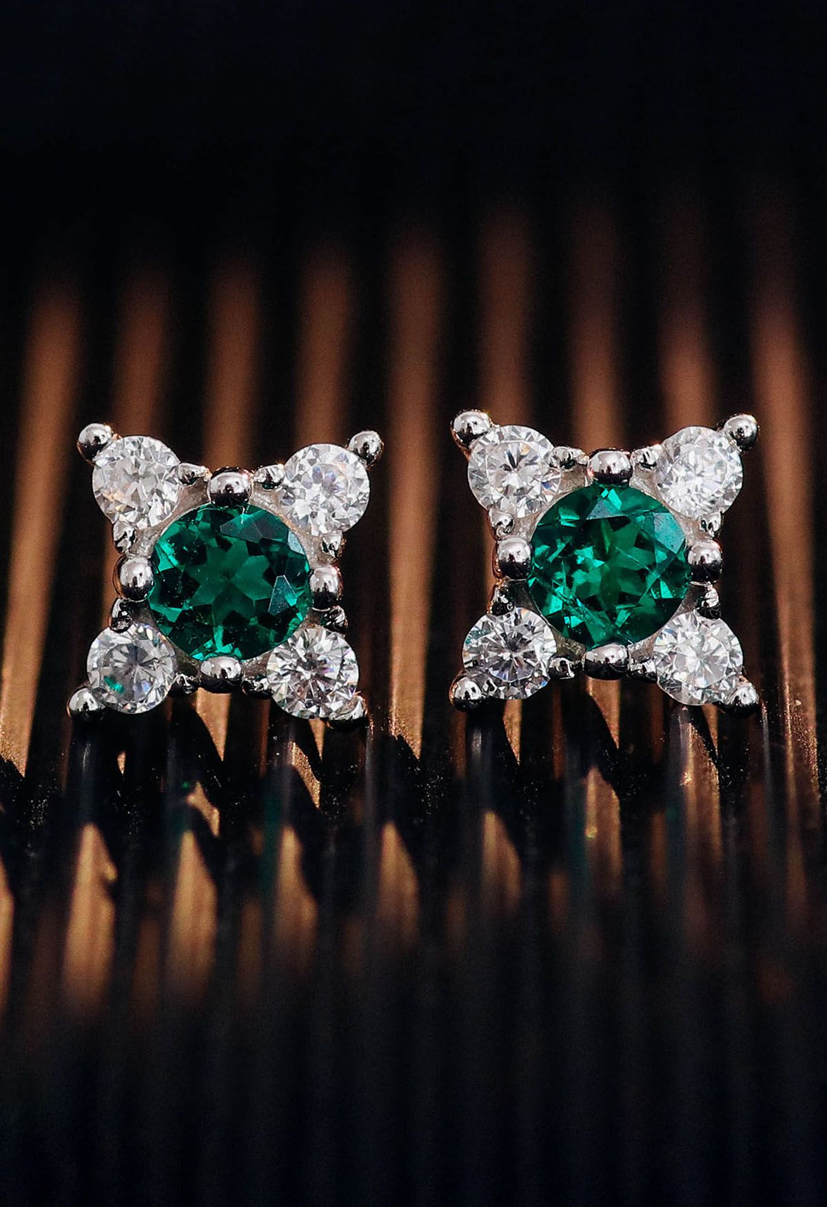 Four Angle Star Emerald Gem Earrings