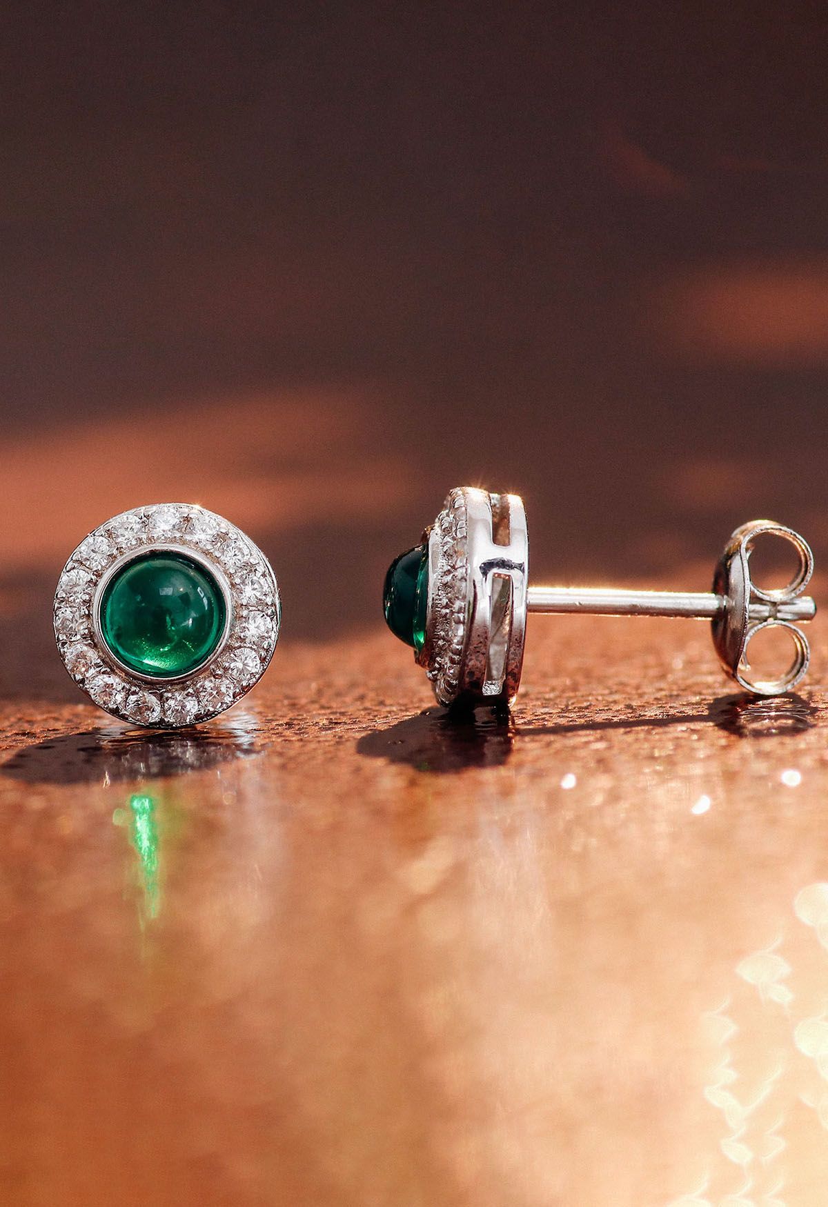 Rounded Emerald Gem Stud Earrings