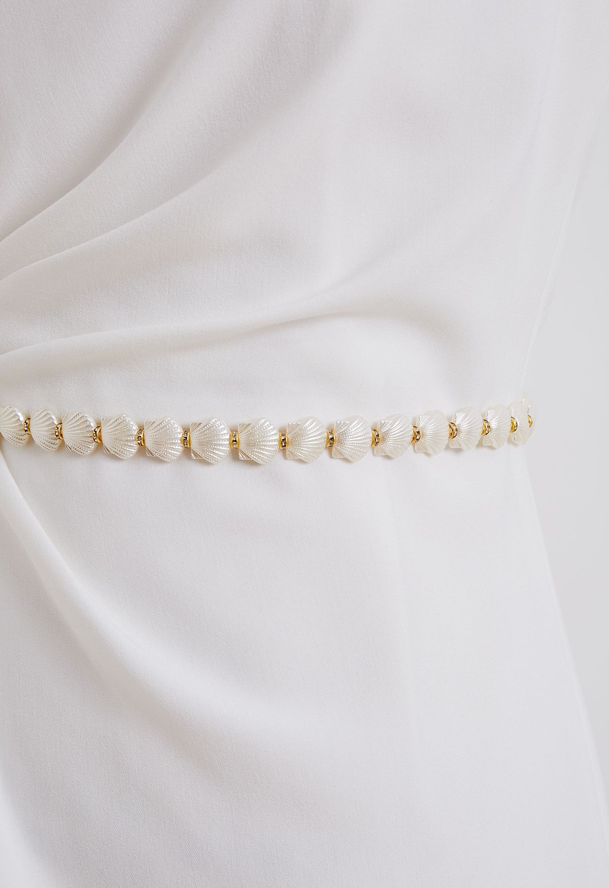 Shimmer Seashell Chain Belt