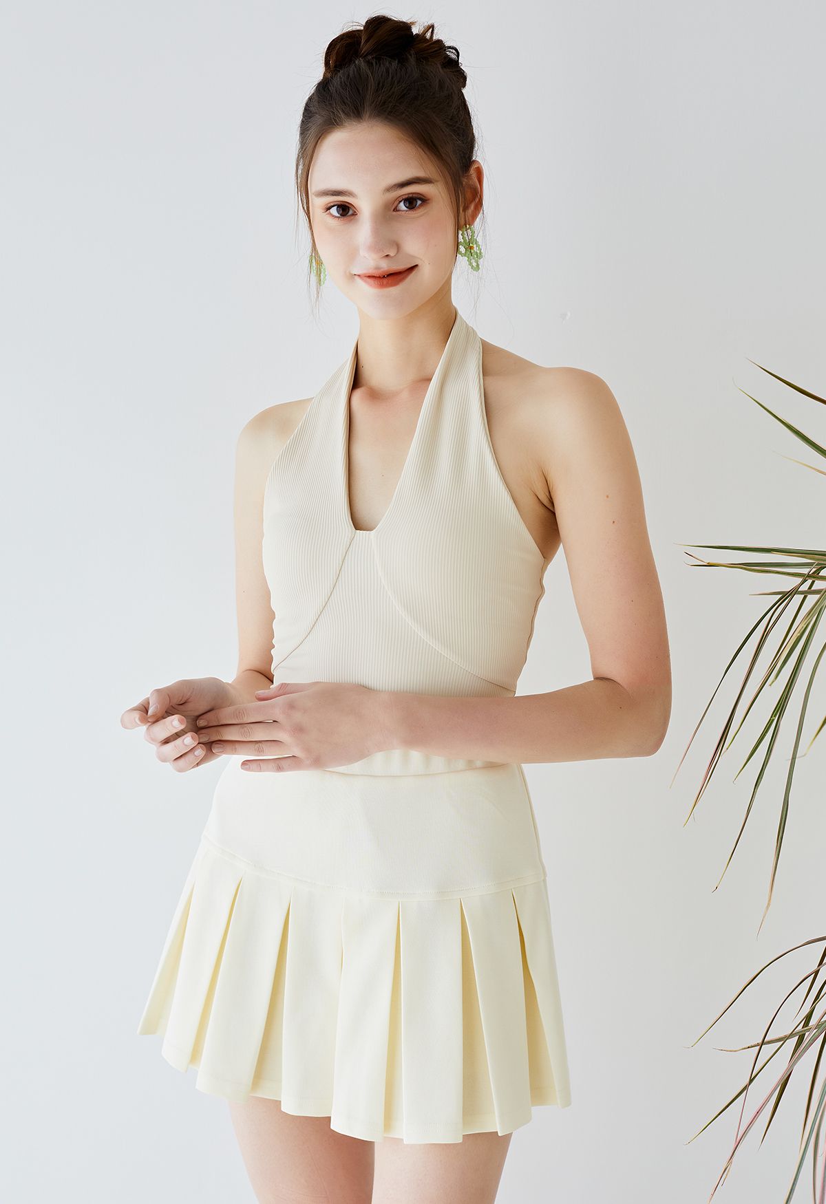 Elastic Waist Pleated Flare Mini Skirt in Cream